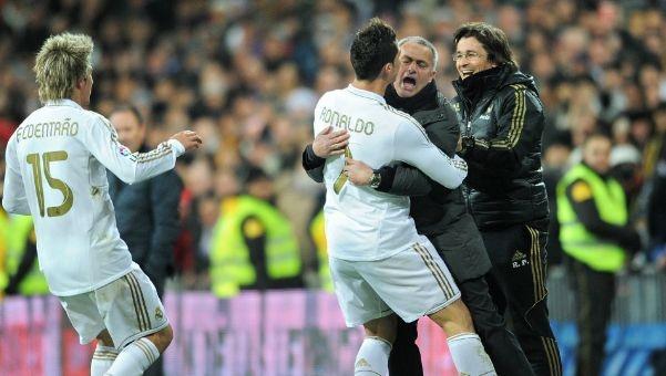 意甲争冠进入胶着阶段（意甲冠军之争进入白热化）