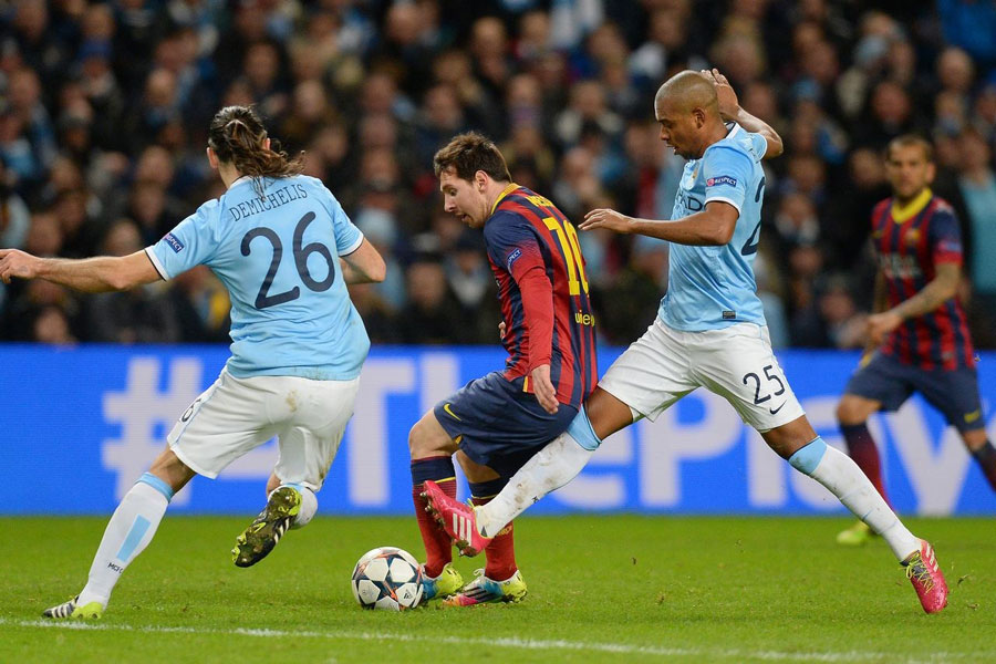 TA：阿森纳后卫本·怀特腿筋受伤，预计将休战至少一个月（据TA报道，阿森纳后卫本·怀特腿筋受伤，预计至少缺阵一个月）