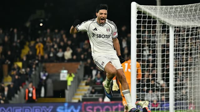 TA：利物浦冬窗签格伊可能性不大；与索博的续约谈判已开始（TA称利物浦冬窗引进格伊前景不乐观，已启动与索博的续约洽谈）