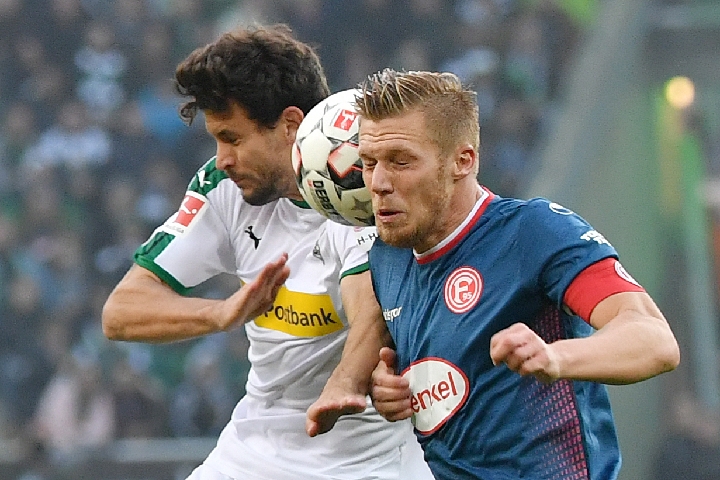 阿斯：利物浦拜仁领跑格伊争夺战，皇马因其高薪高签字费退出（阿斯：格伊争夺战利物浦、拜仁占优，皇马因薪资与签字费要求过高退出）