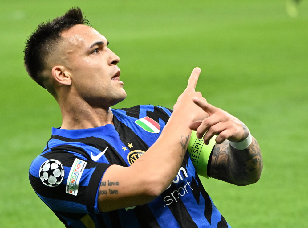 伤势已恢复95%，郑钦文回应复出时间，练左手发球？对自己太狠了（伤情恢复至95%，郑钦文透露回归时间，尝试左手发球？对自己真狠）