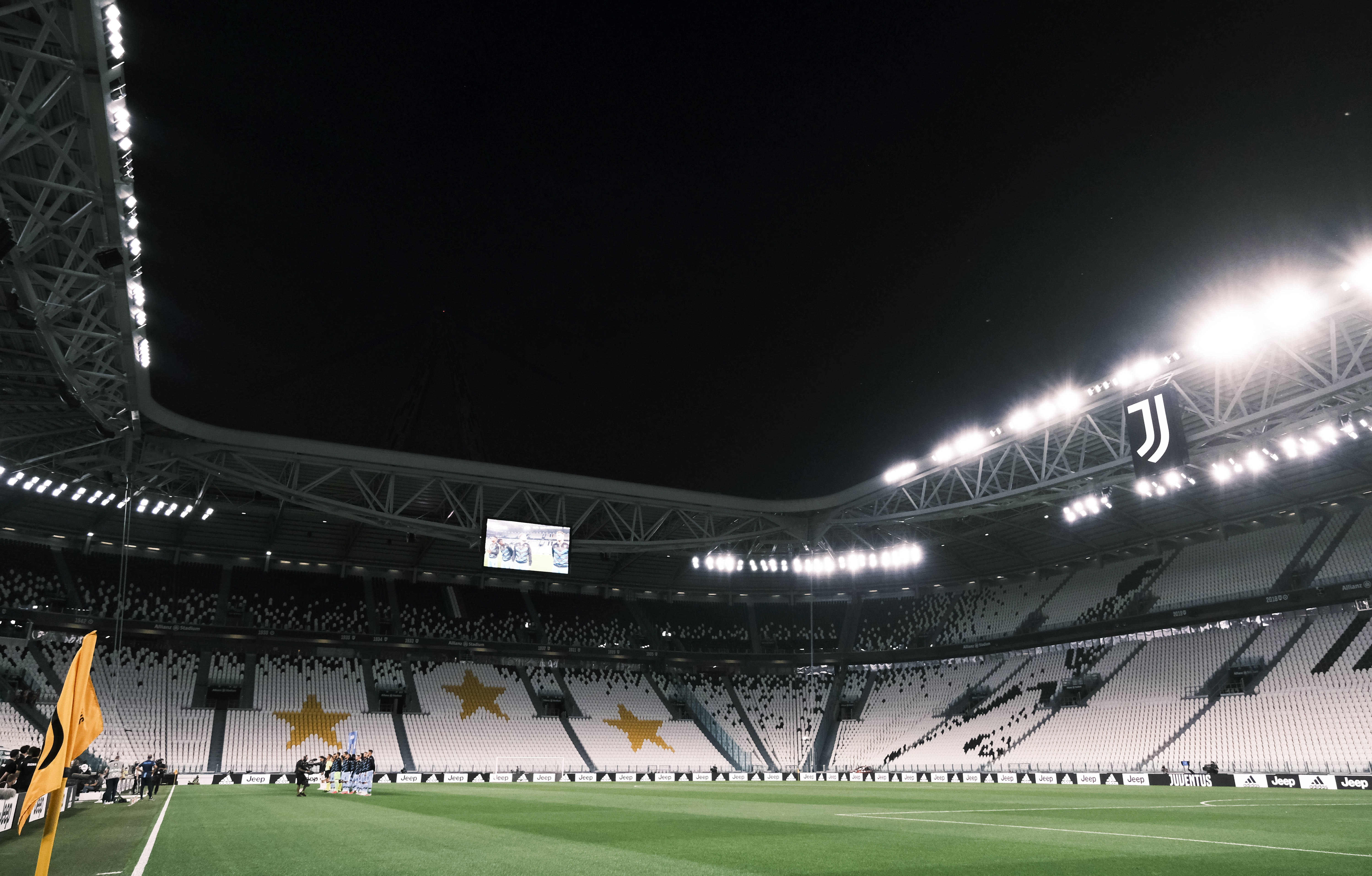 篮球NBA发布最新实力榜，三队并列第一梯队（NBA最新实力榜出炉：三强并列第一梯队）