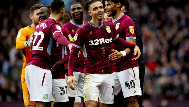 杰克逊在采访中谈到他年轻时朋友们总叫他内马尔：