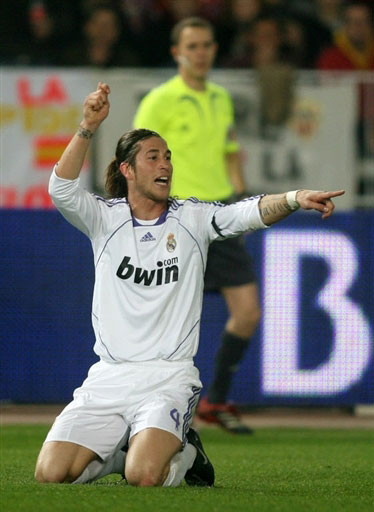 巴塞罗那理发师：欧洲杯期间，费尔明专门打电话让我给他理发（巴萨理发师曝料：欧洲杯期间，费尔明主动来电预约理发）