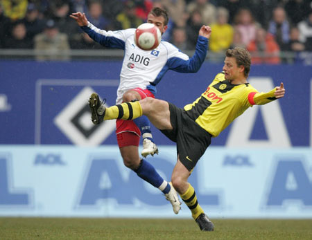 谁更强？卡博尔近3场攻入6球，恩苏近8次破门均为首开纪录（强强对比：卡博尔近三战轰入6球，恩苏近8次破门全部首开）