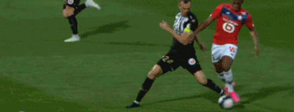 斯玛特谈詹姆斯复出：他球商极高，所有人因为他在场受益匪浅