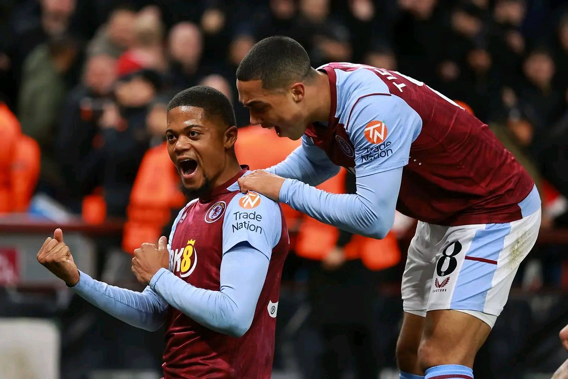 年仅18岁！库巴西已代表巴萨出场100次（18岁天才库巴西迎来为巴萨第100次出场）