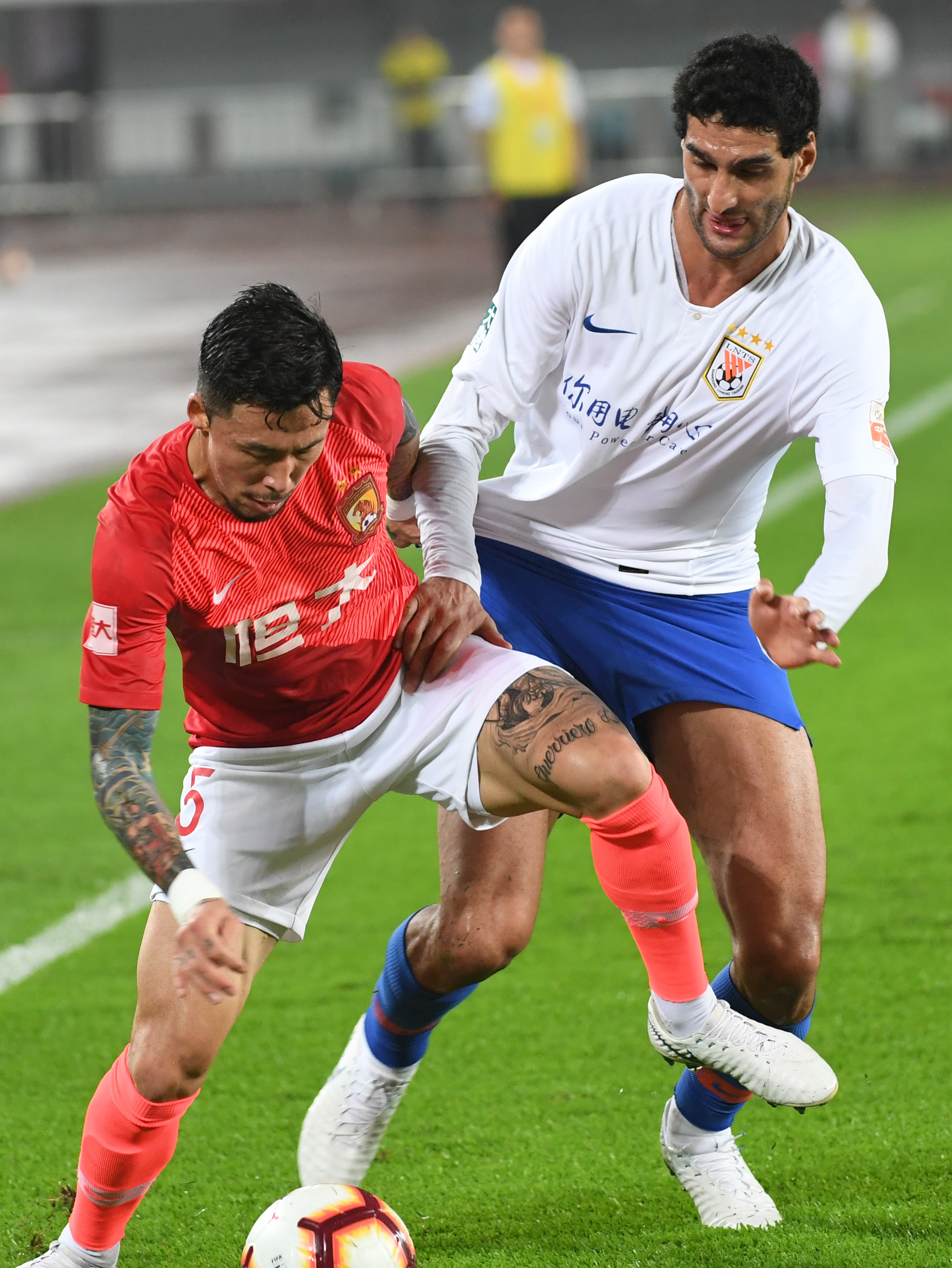 记者：浙江队国外集训地点倾向于卡塔尔或泰国，仍在推进引援（记者称浙江队海外集训或定于卡塔尔或泰国，引援工作持续推进）