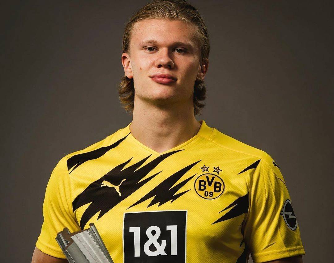 埃姆雷·詹：我们会在德甲和欧冠全力以赴，尽管德国杯止步令人失望（埃姆雷·詹：虽遗憾止步德国杯，德甲和欧冠我们将全力冲刺）