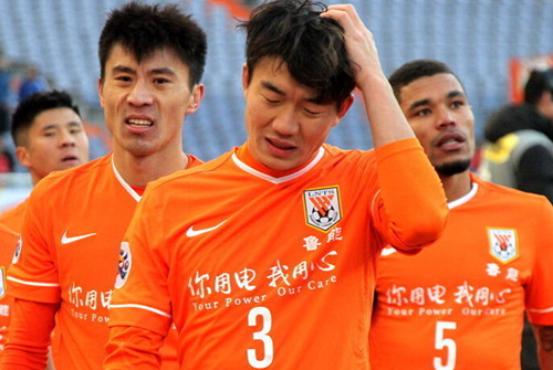 拉菲尼亚：巴西球员不自律的刻板印象已过时；曾想过放弃足球（拉菲尼亚称“巴西球员不自律”已是陈旧偏见；他曾一度想放弃足球）