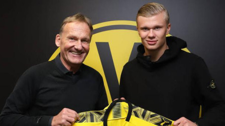 NBA球员交易及赛季影响分析（NBA交易动向与赛季格局解读）