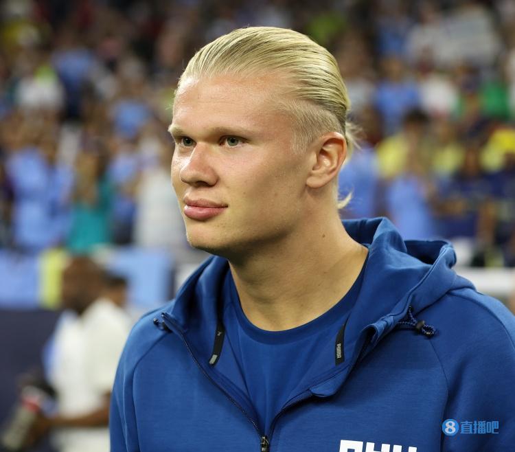 里夫斯：詹姆斯是历史级别的传球手，总在用最正确的方式打球（里夫斯：詹姆斯是联盟史上顶尖的传球手，始终以最正确方式打球）